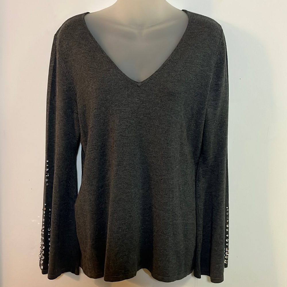 INC International Concepts Rhinestone V-Neck Sweater Size L NWT Gray